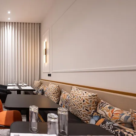 Lejlighed 11suites Aigio